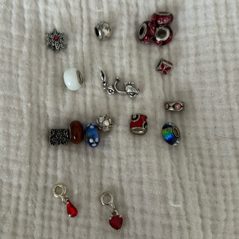Pandora charms and others not marked - lot of 17